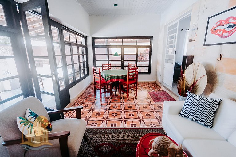 Casa c/ Piscina e Área Gourmet Perto da Praia