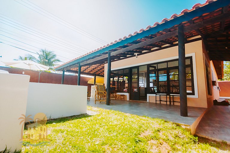 Casa c/ Piscina e Área Gourmet Perto da Praia