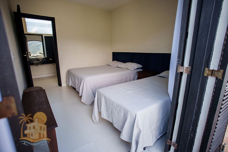 Casa com Vista para a Praia e Área Gourmet