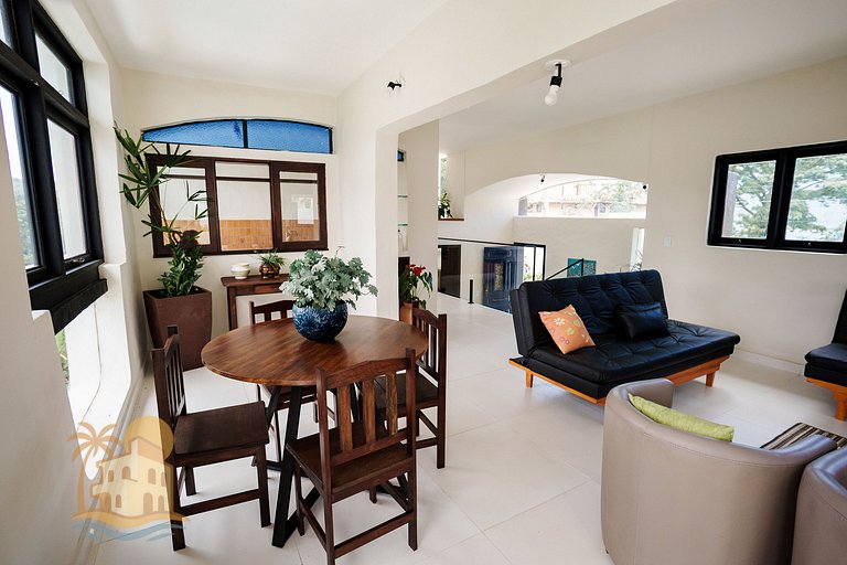 Casa com Vista para a Praia e Área Gourmet