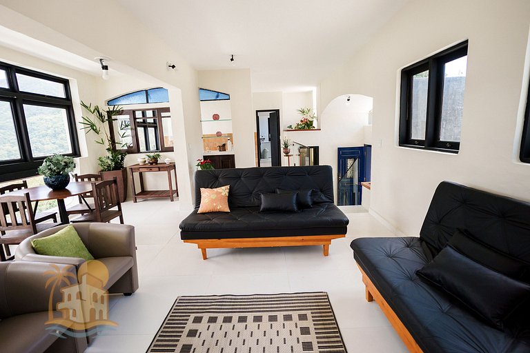 Casa com Vista para a Praia e Área Gourmet