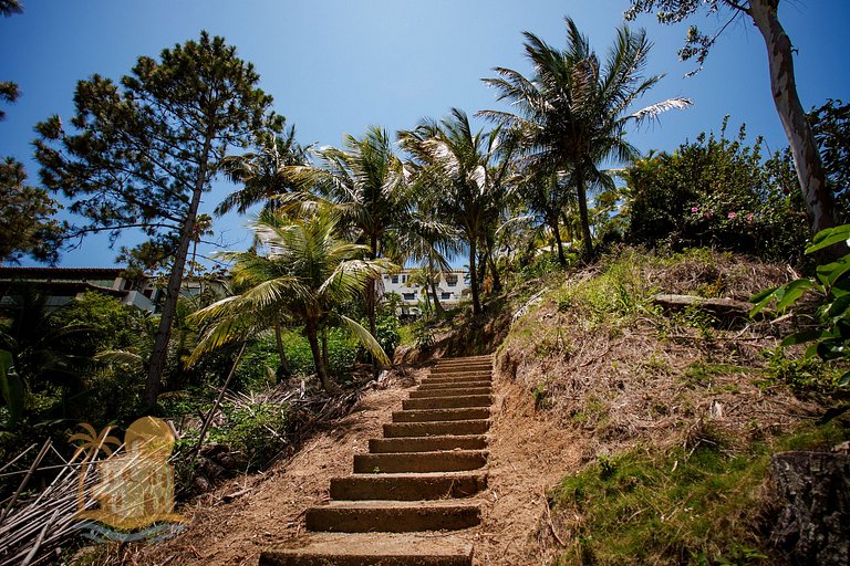 Casa com Vista para a Praia e Área Gourmet