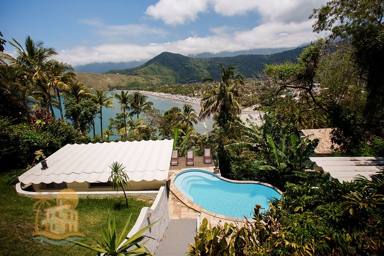 Casa com Vista para a Praia e Área Gourmet